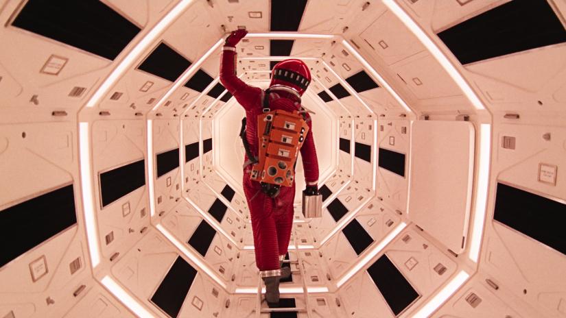 2001: Uzay Yolu Macerası (2001: A Space Odyssey) izlemek için tıklayınız.