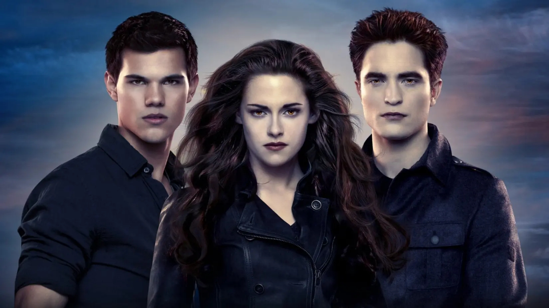 Alacakaranlık Efsanesi: Şafak Vakti Bölüm 2 (The Twilight Saga: Breaking Dawn - Part 2) izlemek için tıklayınız.