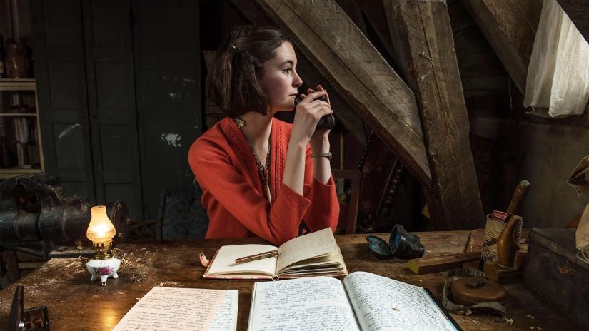 Anne Frank'in Hatıra Defteri (Das Tagebuch der Anne Frank) izlemek için tıklayınız.