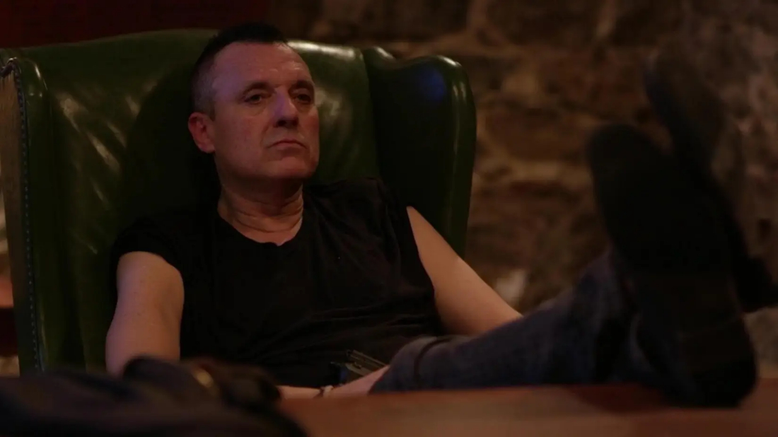 Kötü Frank (Bad Frank) izlemek için tıklayınız.