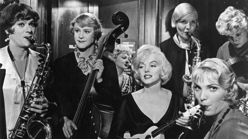 Bazıları Sıcak Sever (Some Like It Hot) izlemek için tıklayınız.