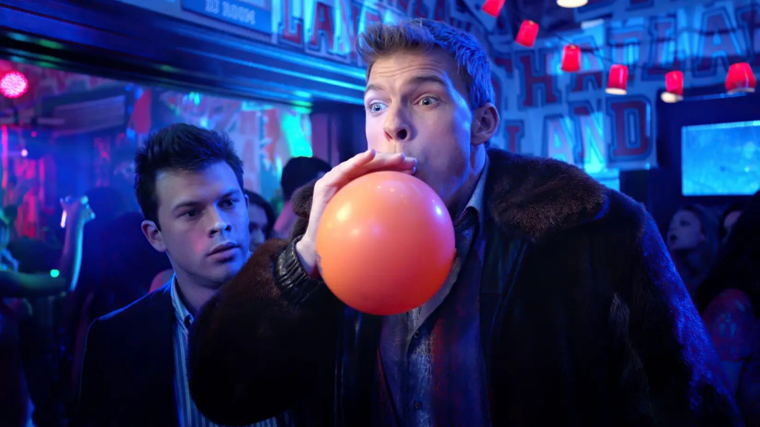 Blue Mountain State Thadland'in Yükselişi (Blue Mountain State: The Rise of Thadland) izlemek için tıklayınız.