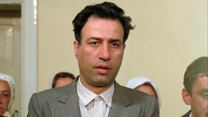 Davaci (Davaci) izlemek için tıklayınız.