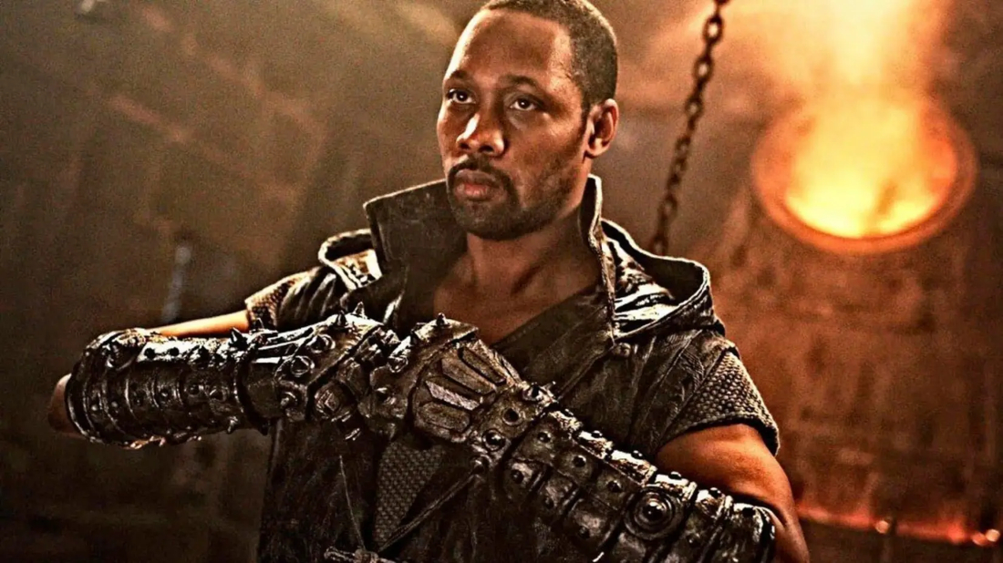 Demir Yumruklu Adam 2 (The Man with the Iron Fists 2) izlemek için tıklayınız.