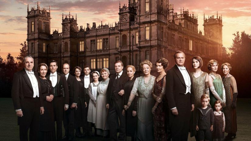 Downton Abbey (Downton Abbey) izlemek için tıklayınız.