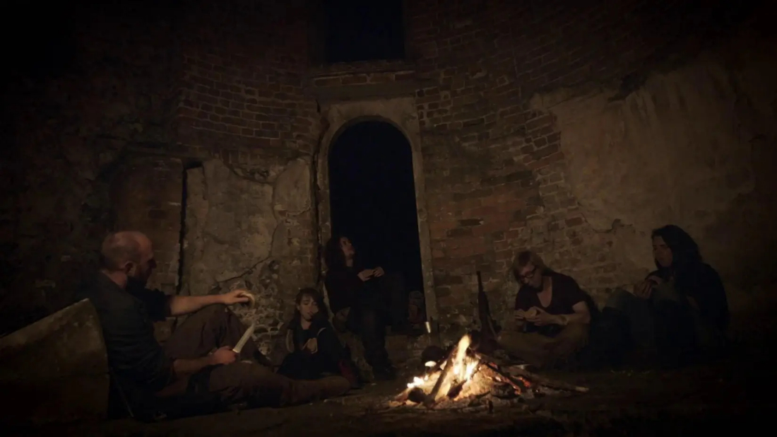 The Darkest Dawn (The Darkest Dawn) izlemek için tıklayınız.