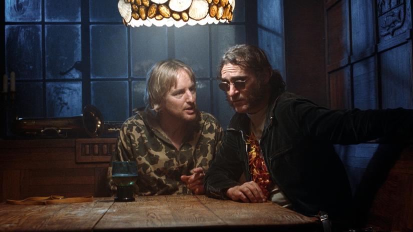Gizli Kusur (Inherent Vice) izlemek için tıklayınız.