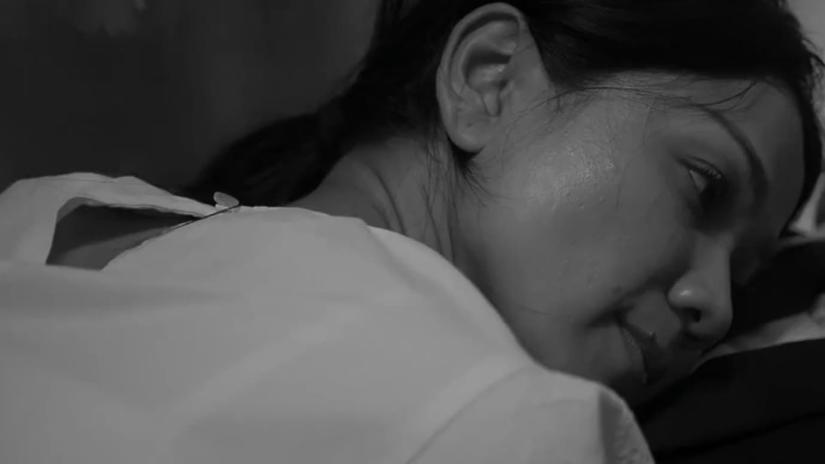 Jatuh Cinta Seperti Di Film-Film (Jatuh Cinta Seperti Di Film-Film) izlemek için tıklayınız.