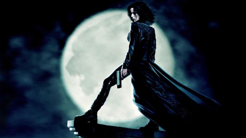 Karanlıklar Ülkesi (Underworld) izlemek için tıklayınız.
