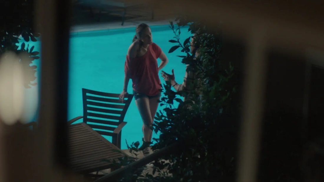 Komşu (The Neighbor) izlemek için tıklayınız.
