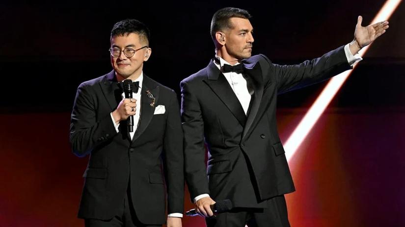 Las Culturistas Culture Awards (Las Culturistas Culture Awards) izlemek için tıklayınız.