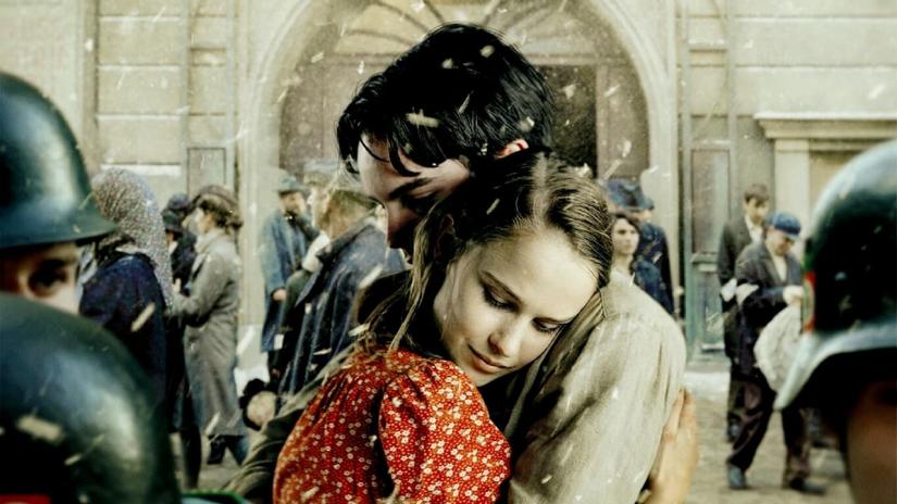 El amor en su lugar (El amor en su lugar) izlemek için tıklayınız.