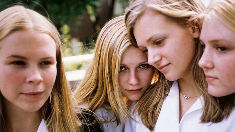 Masumiyetin İntiharı (The Virgin Suicides) izlemek için tıklayınız.