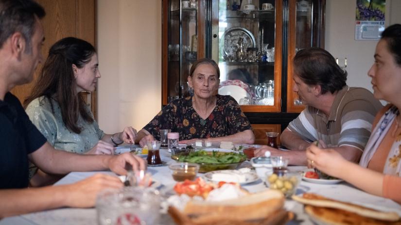Mukadderat (Mukadderat) izlemek için tıklayınız.
