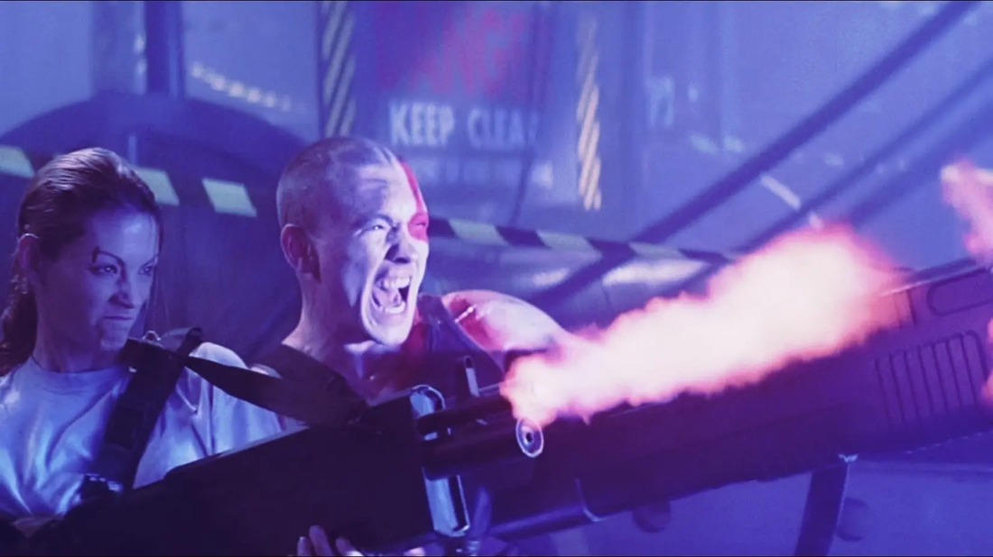 Death Machine (Death Machine) izlemek için tıklayınız.