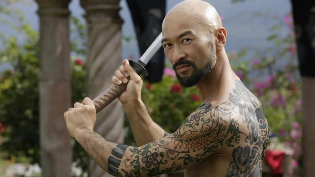 Kod Adı Şahin (Falcon Rising) izlemek için tıklayınız.