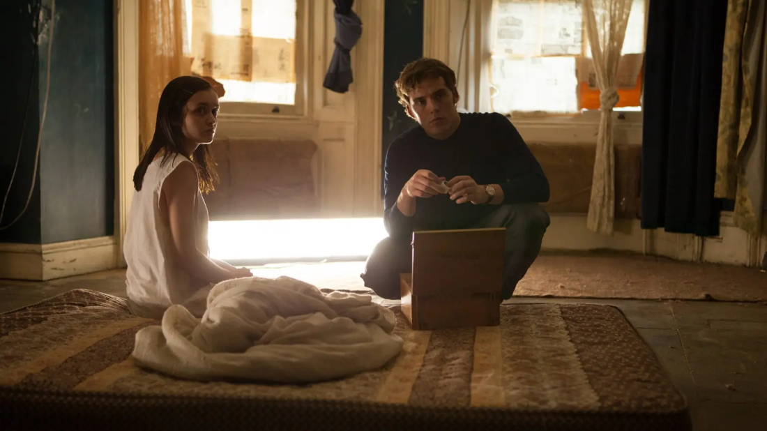 Sessizler (The Quiet Ones) izlemek için tıklayınız.