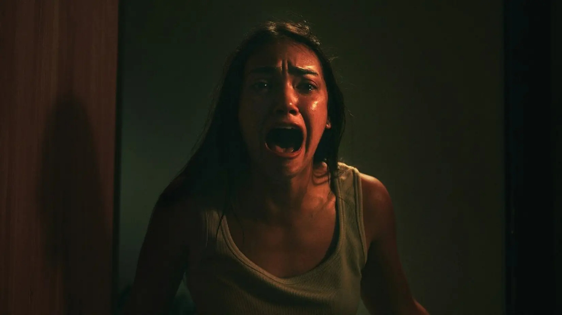 Sleep Paralysis (Ketindihan) izlemek için tıklayınız.