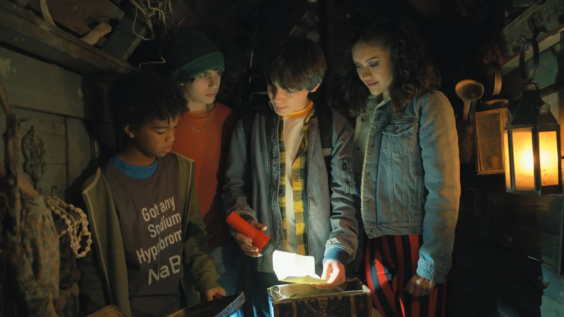 Spirit Halloween: The Movie (Spirit Halloween: The Movie) izlemek için tıklayınız.