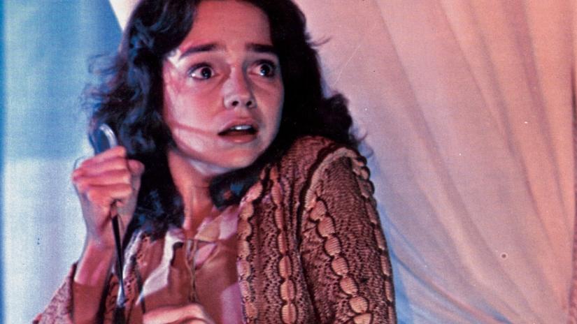 Suspiria (Suspiria) izlemek için tıklayınız.