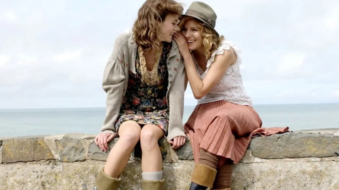 The Edge of Love (The Edge of Love) izlemek için tıklayınız.