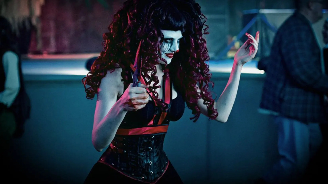 Korku Evinde Katliam (The Funhouse Massacre) izlemek için tıklayınız.