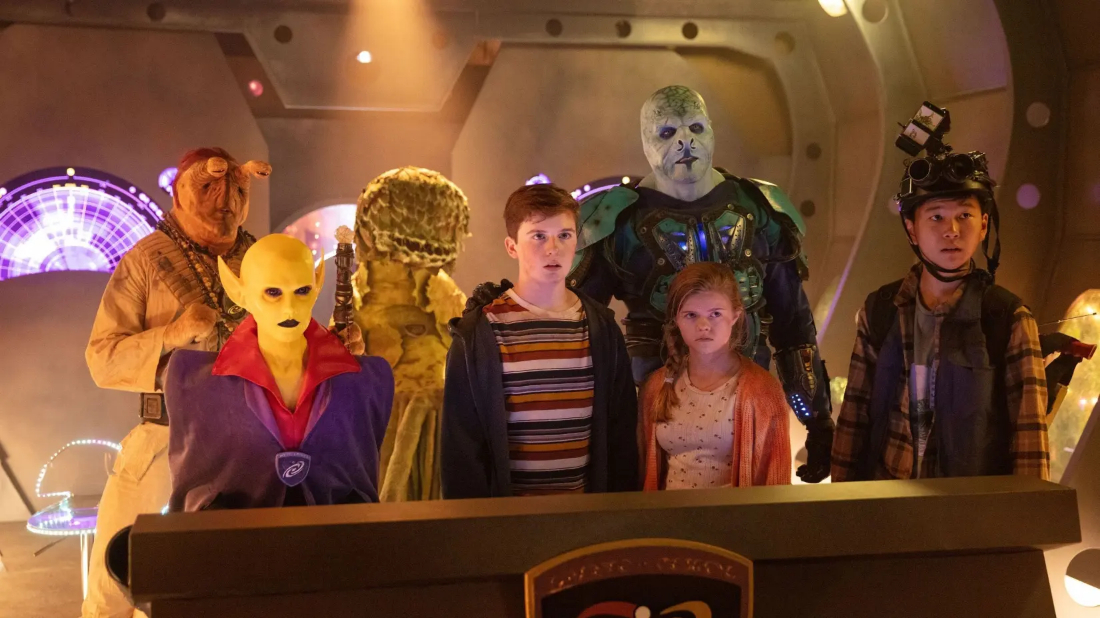 Uzaylılar Vücudumu Çaldı (Aliens Stole My Body) izlemek için tıklayınız.