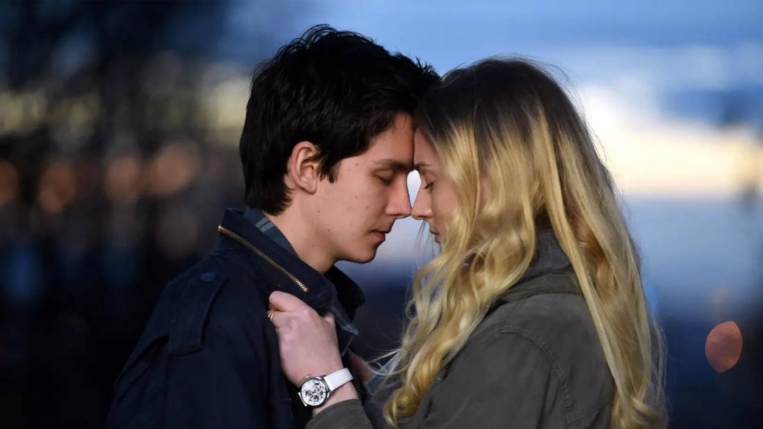 Zaman Yolcuları (Time Freak) izlemek için tıklayınız.