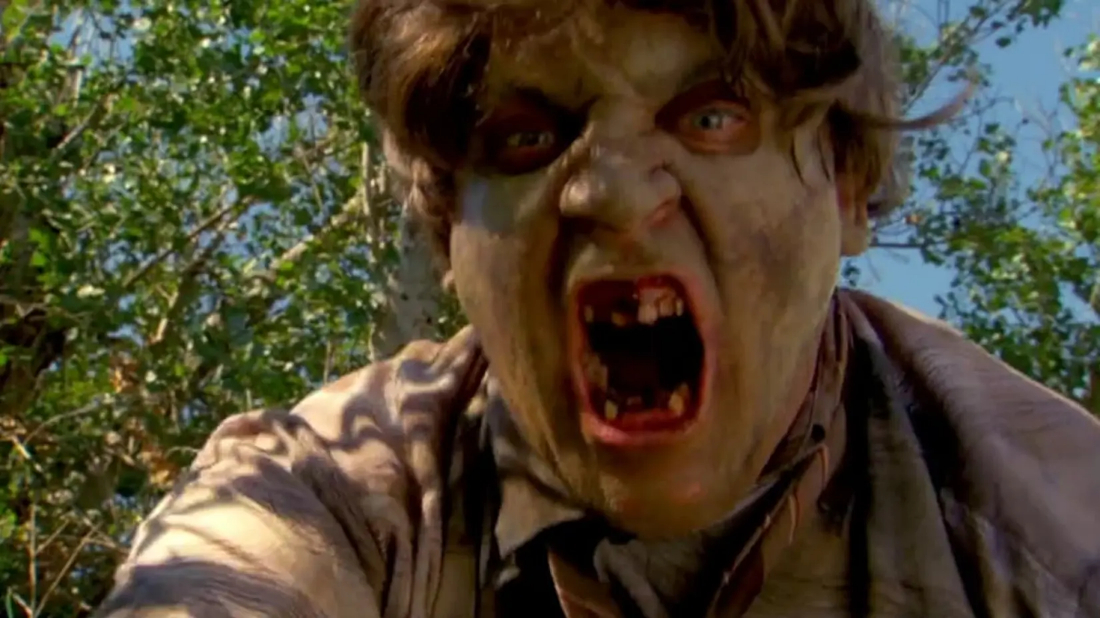 Zombie Wars (Zombie Wars) izlemek için tıklayınız.